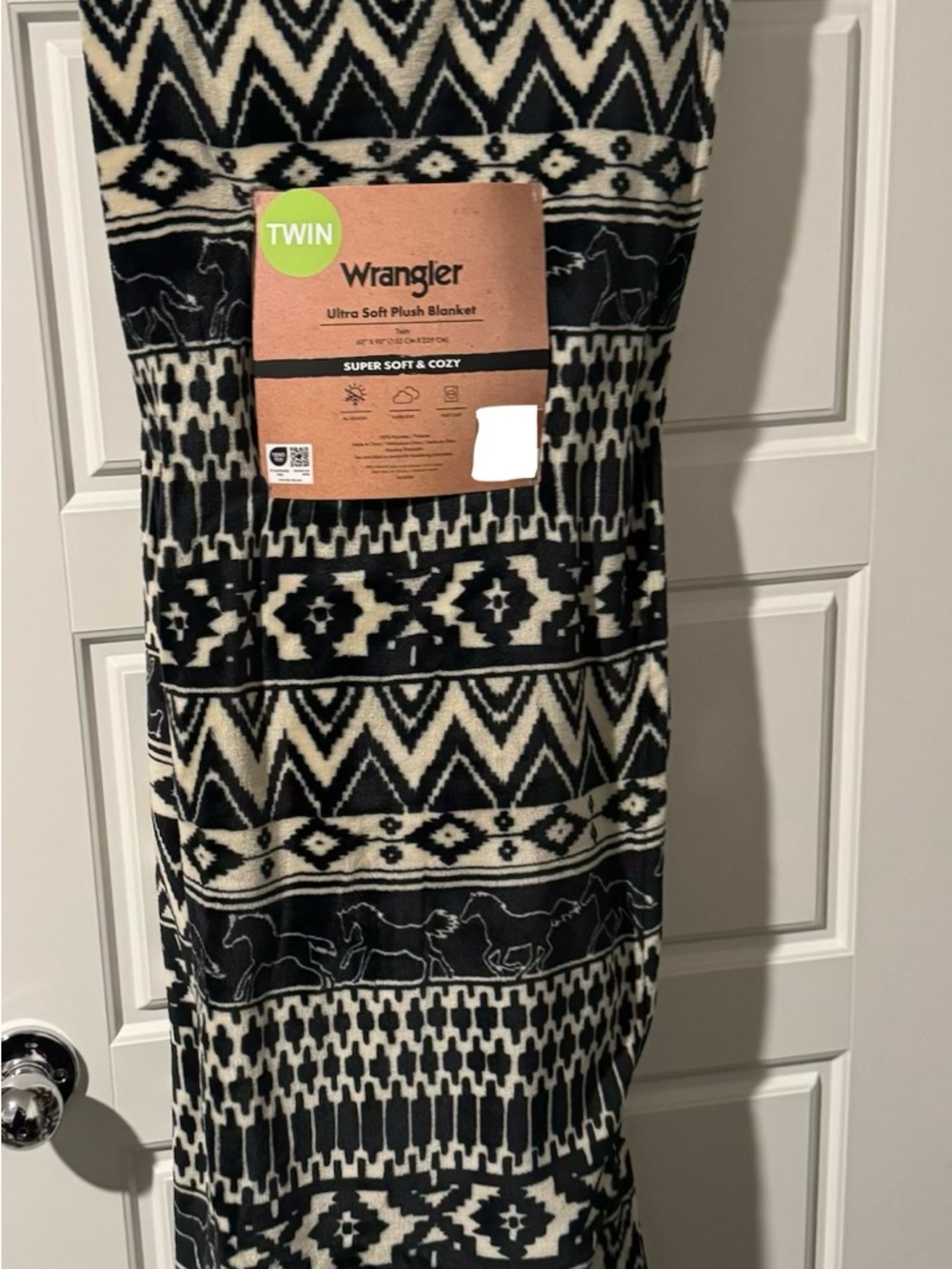Wrangler Black & Cream Southwestern pattern with running horses Plush Blanket -
